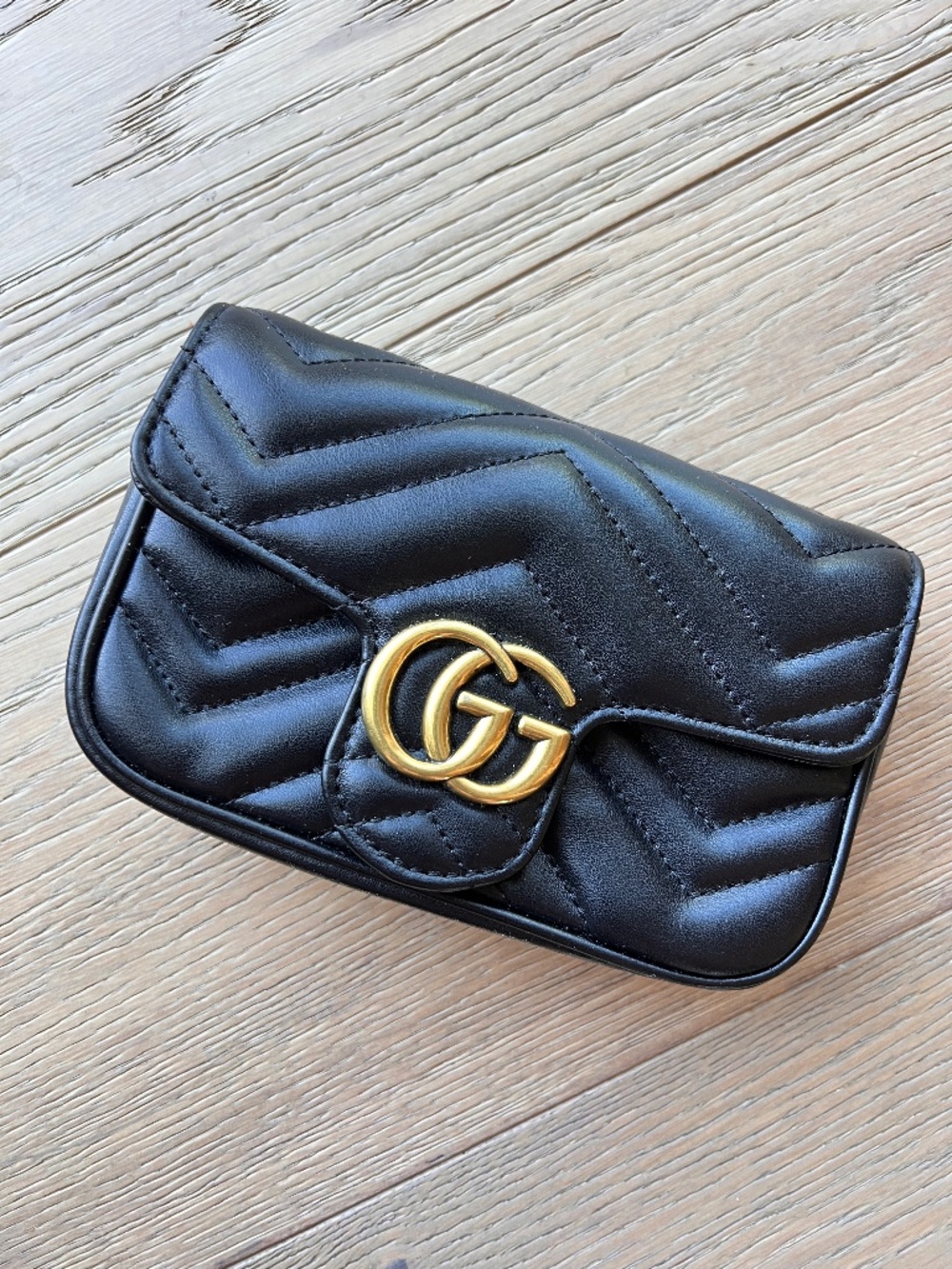 Gucci Marmont Matelassé Leather Super Mini Bag